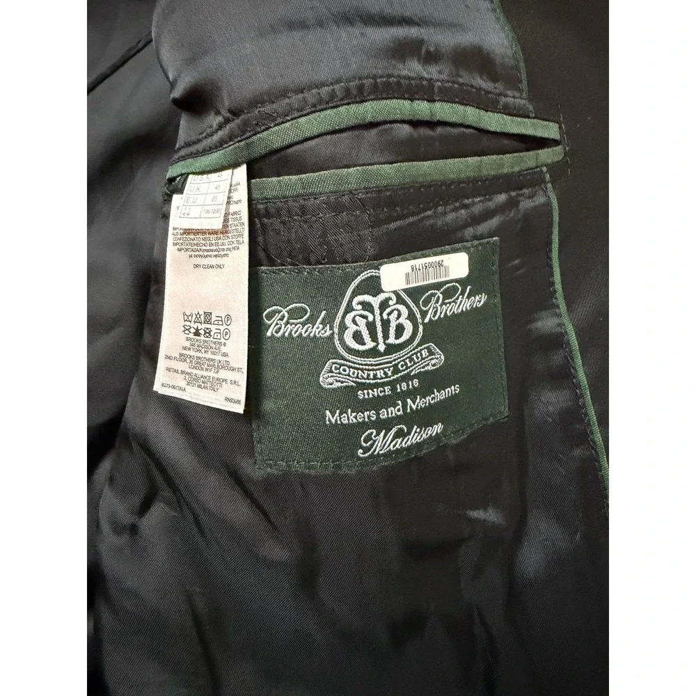 Brooks Brothers‎ Madison SAXXON Men's 48R Black 2 Button Blazer Jacket